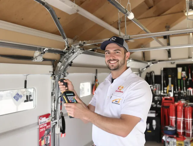 Green Garage Door Repair local technician providing expert garage door repair in Green neighborhood